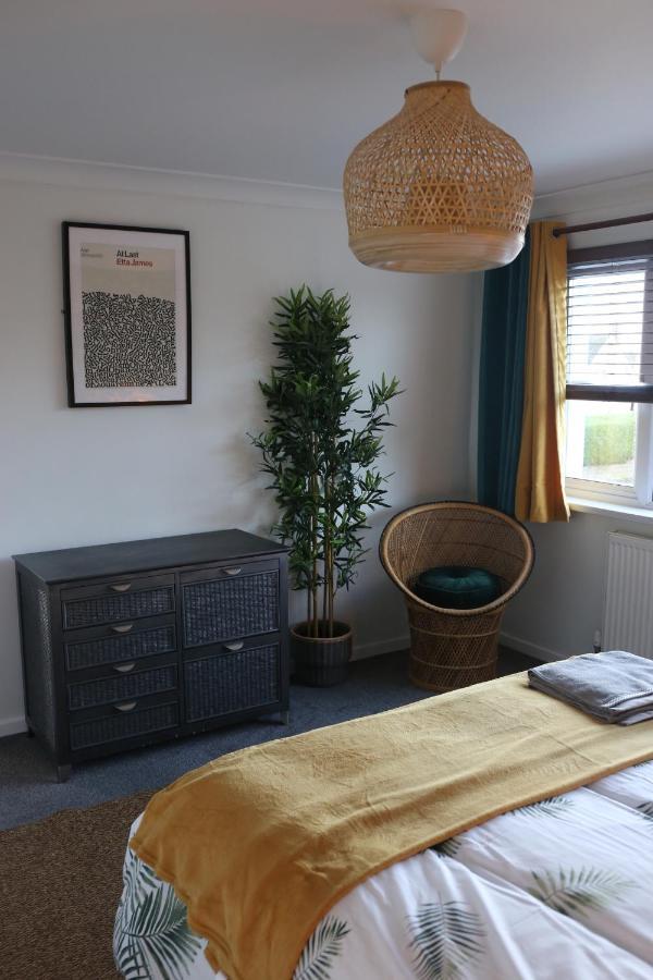 Lovely Home In Llantwit Major Bagian luar foto
